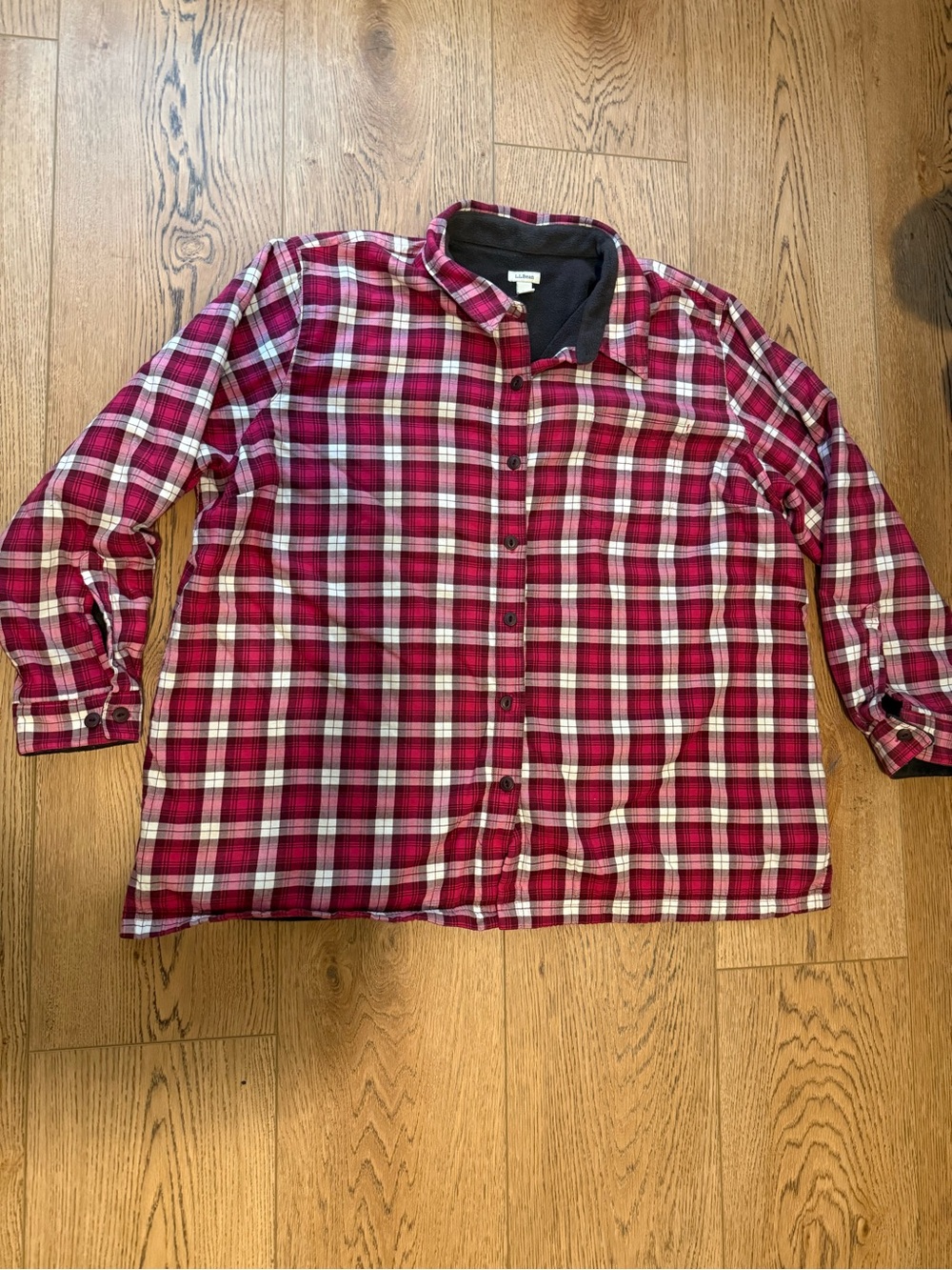 Women’s Pink and White L.L. Bean Plaid Sherpa Lined ‘shacket’ 😍